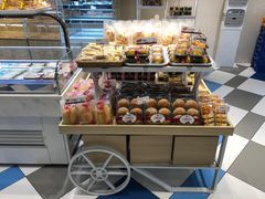 -85度C(生甜甜圈研究工坊·上海局门店)