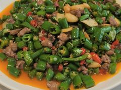 金丝乳鸽-琬苑鸽庄·川粤融合菜(解放碑总店)