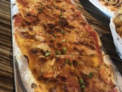 蒜香小龙虾披萨-LENBACH兰巴赫西餐啤酒坊(大连东港店)