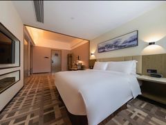 -曼谷一号酒店(深圳龙华大浪商业中心店)