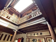 -丝绸小镇荻港古村