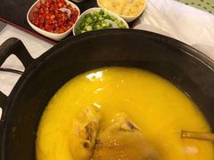 -鲜入围煮花胶鸡海鲜火锅