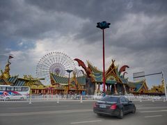 -七彩云南欢乐世界