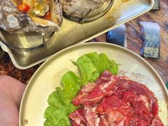 -围炉肉舍•炭烤活鳗•丹东海鲜烤肉(步行街店)