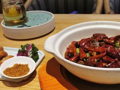 -荷花亭·湖北融合菜(十堰武商MALL店)