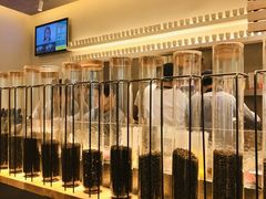 -喜茶(上海打浦桥日月光gelato lab+店)