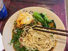 -方铲铲·成都板凳面(滨江银泰店)