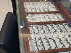 -博士眼镜(沙井京基百纳广场店)