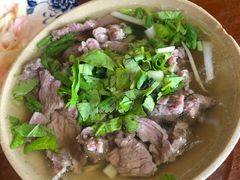 -谢老五跷脚牛肉·非遗传承店