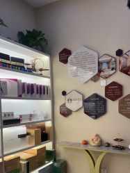 -菩羽·专业美胸·连锁养护中心