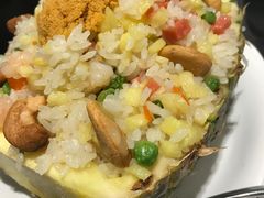 菠萝炒饭-鹿港小镇(金虹桥国际中心店)