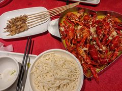 -龙巢盱眙龙虾·牛蛙·烧烤宵夜(八卦岭店)