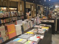 -诚品(信义店)