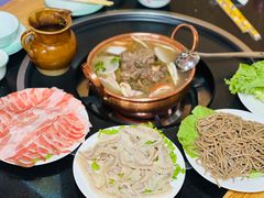 -银同牦牛肉火锅