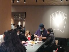 -麦当劳(中山公园龙之梦店)