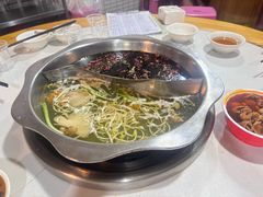 -储奇门鳝鱼火锅(总店)