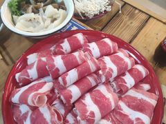 东镇肥牛-东镇老火锅(长春路首店)