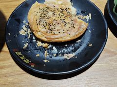 锅盔-青石桥老瓦房肥肠粉总店(青石桥总店)