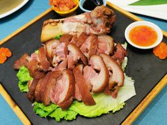 脆皮元蹄-君德澜酒家·创意粤菜(金山谷店)