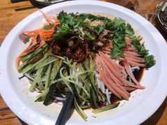 老滇凉米线-老滇山寨•云南特色菜•地方菜•民族风情歌舞表演(金碧店)