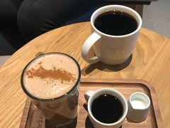 -星巴克臻选(莘庄仲盛店)