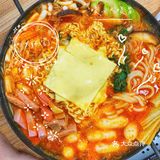 入口层次分明~一口鲜甜 泡菜金枪鱼罐头 哇