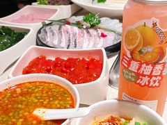 -海底捞火锅鲜切牛肉主题店(长寿路店)
