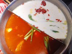-湊湊火锅·茶憩(新中关购物中心店)