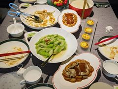 -秀儿四九城·新京菜(亚运村鸟巢店)