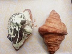 奥利奥羊角包-OUR Bakery(三里屯太古里店)