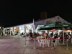 -汇泉广场