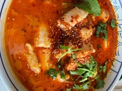 -云海肴·汽锅鸡·云南菜(天山百盛优客店)