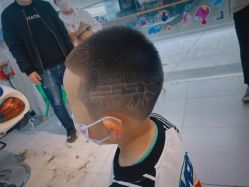 -爆米花儿童美发乐园(市府恒隆广场店)