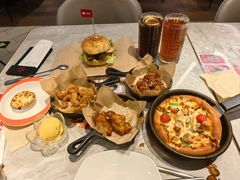 -必胜客(东大桥店)