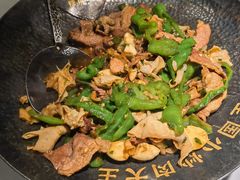 -费大厨辣椒炒肉(高铁吾悦广场店)