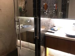 -灞柳驿酒店(香湖湾地铁站店)