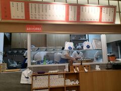 -李与白包子铺(桐梓林店)