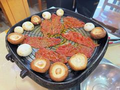 -青纱灯笼韩国料理店