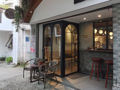 -Double cafe