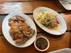 -Cherng Doi Roast Chicken
