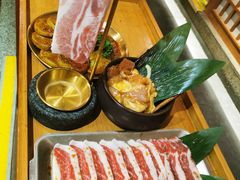 -明洞阿姨·韩式酱蟹烤肉·创意料理(三元桥店)