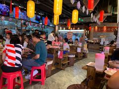 大堂-小龙坎老火锅(北京三里屯店)