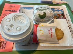 -麦当劳(假日广场店)