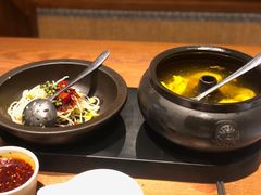 -云海肴·汽锅鸡·云南菜(天山百盛优客店)