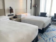 -上海漕河泾万丽酒店
