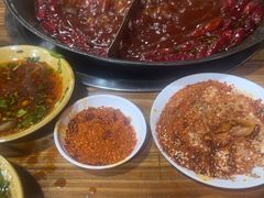 -谭记重庆老火锅(总店)