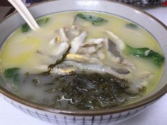 -明呈黄鱼面馆(斜土路店)