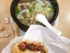 -闫家驴肉老店(华电一校店)