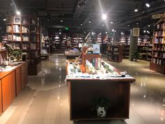 -新华书店(印象城店)