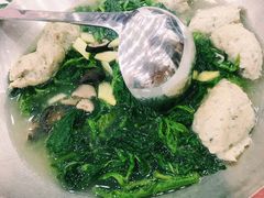 鱼滑浸桑叶-亚荣河鲜